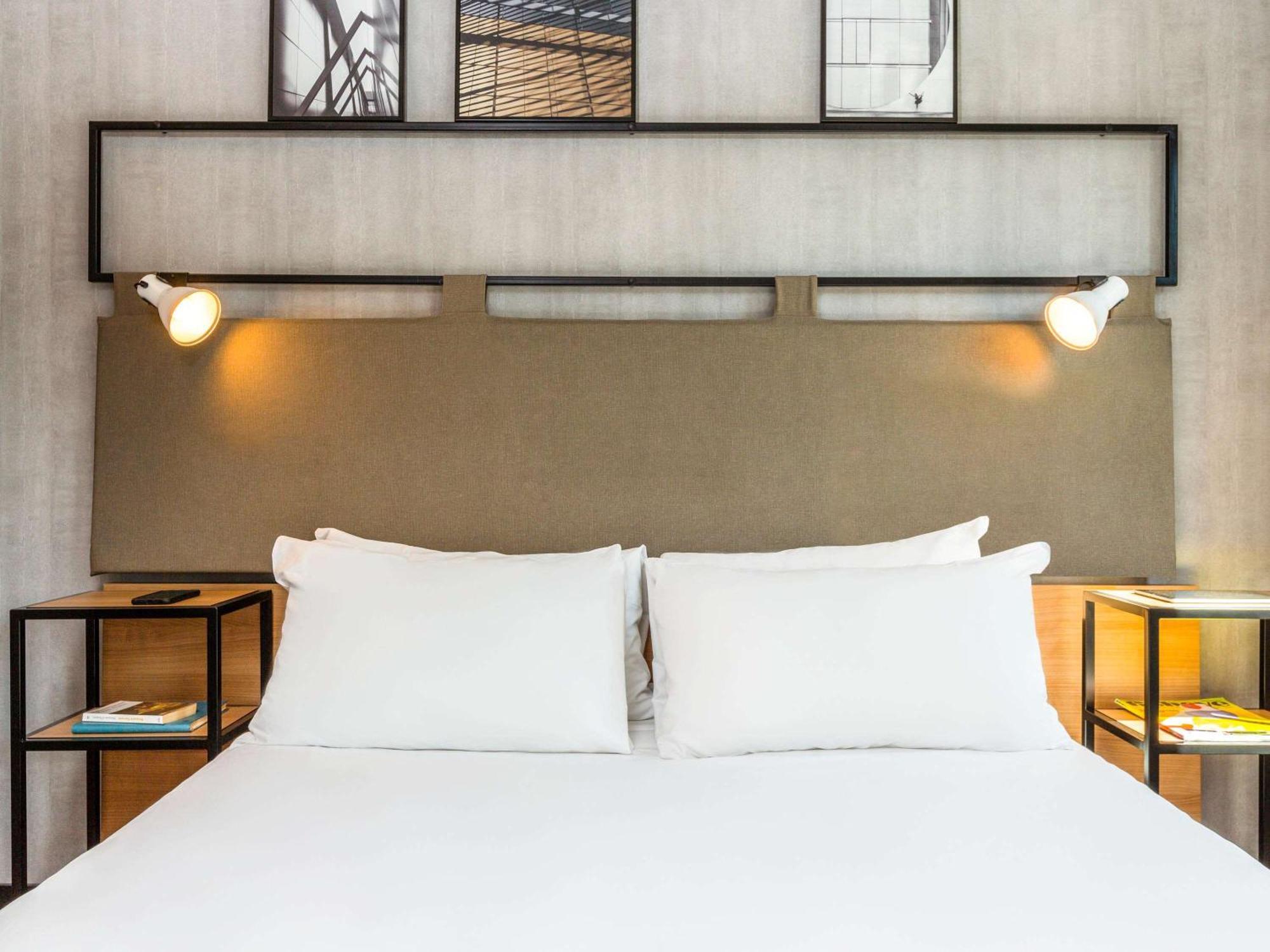 Ibis Paris Bastille Opera Exterior foto